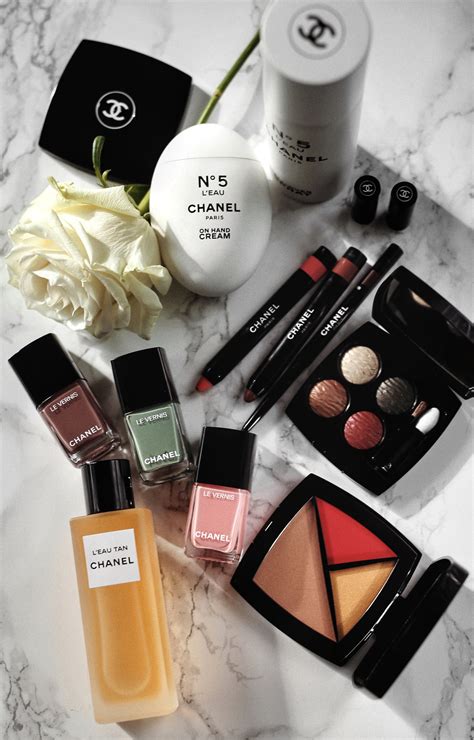 chanel makeup essentials